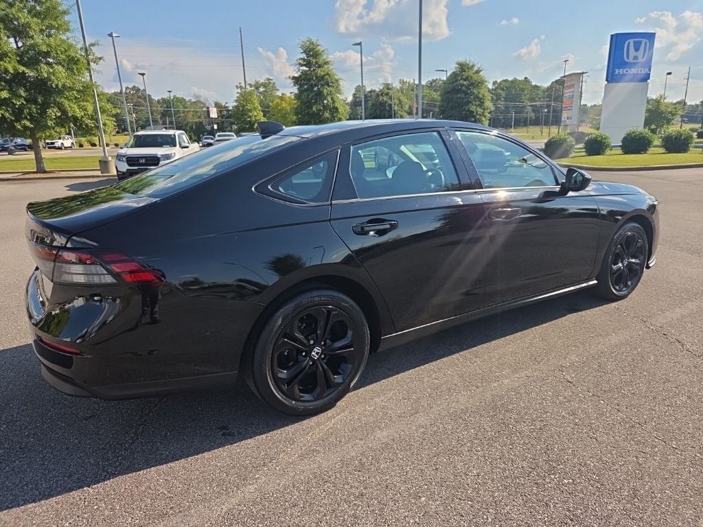 2025 Honda Accord SE