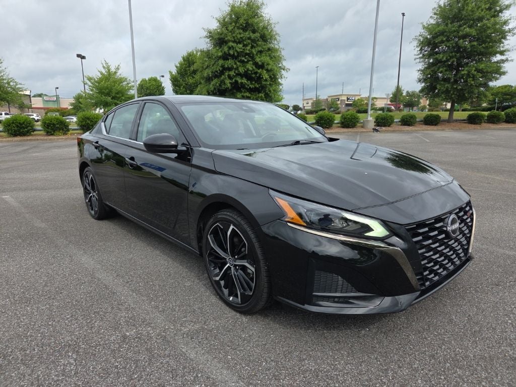 2025 Nissan Altima 2.5 SR