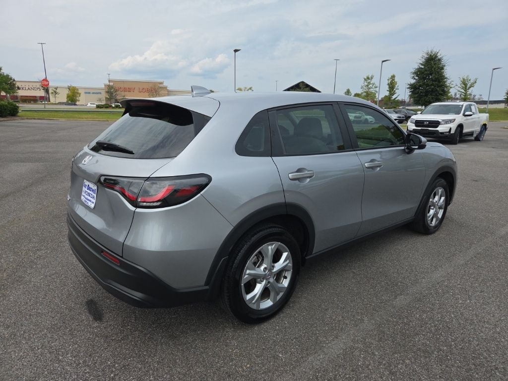 2025 Honda HR-V LX