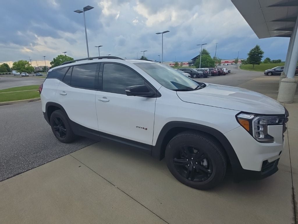 2022 GMC Terrain AT4