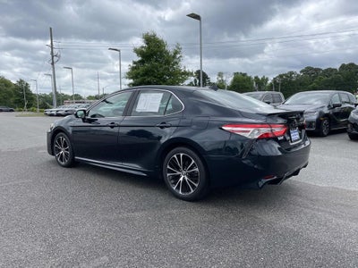 2020 Toyota Camry SE