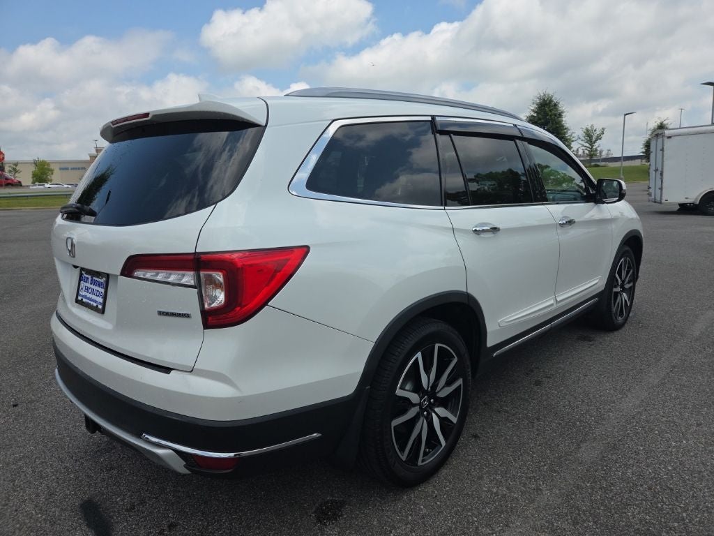 2021 Honda Pilot Touring 8 Passenger