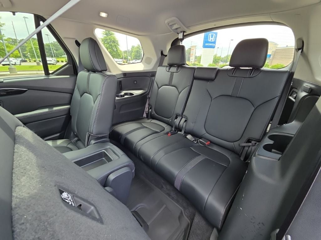 2023 Honda Pilot Touring