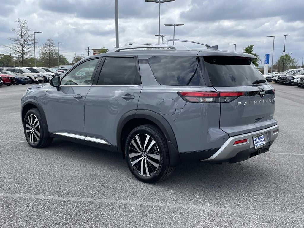 2025 Nissan Pathfinder Platinum