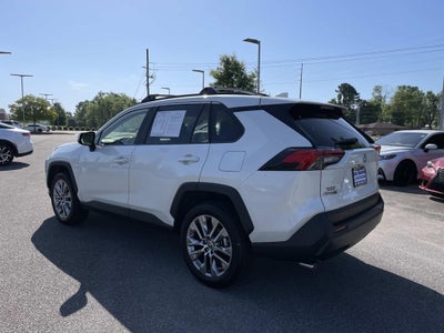 2022 Toyota RAV4 XLE Premium