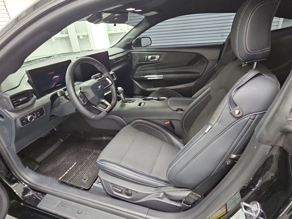 2025 Ford Mustang EcoBoost