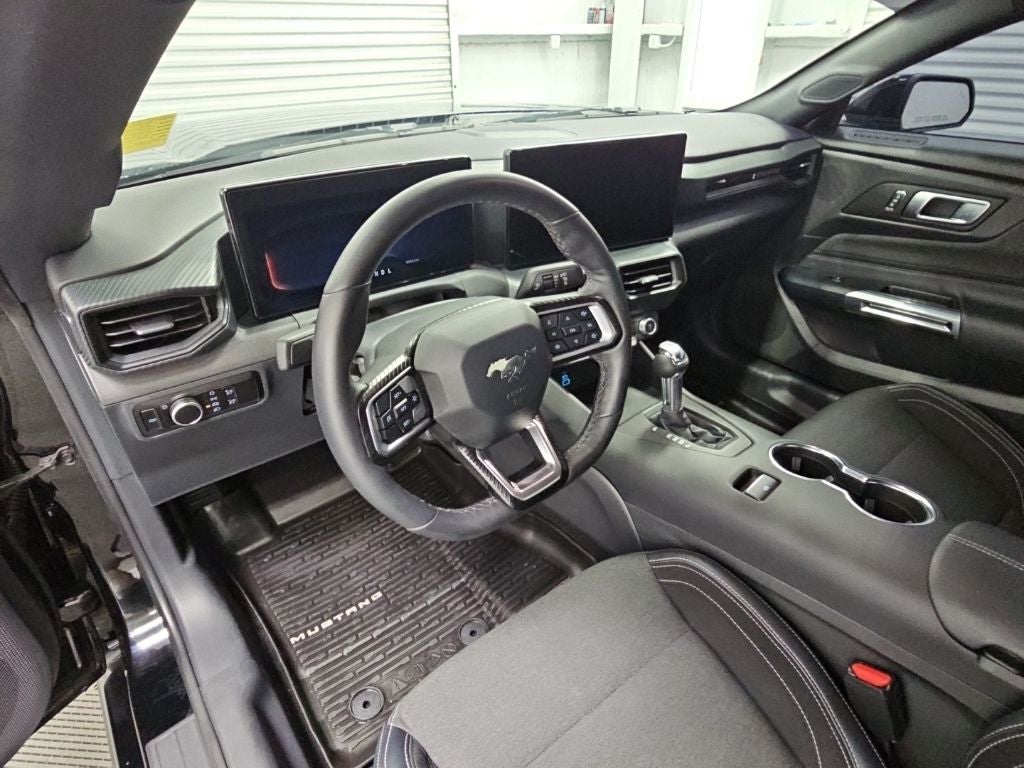2025 Ford Mustang EcoBoost