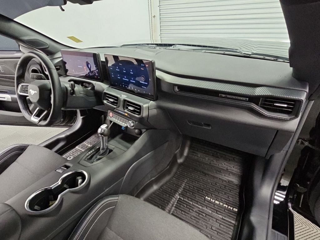 2025 Ford Mustang EcoBoost