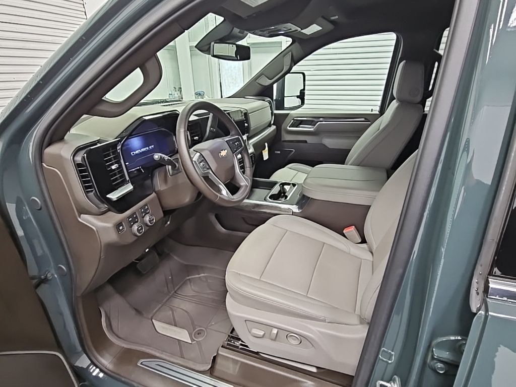 2025 Chevrolet Silverado 2500HD LTZ