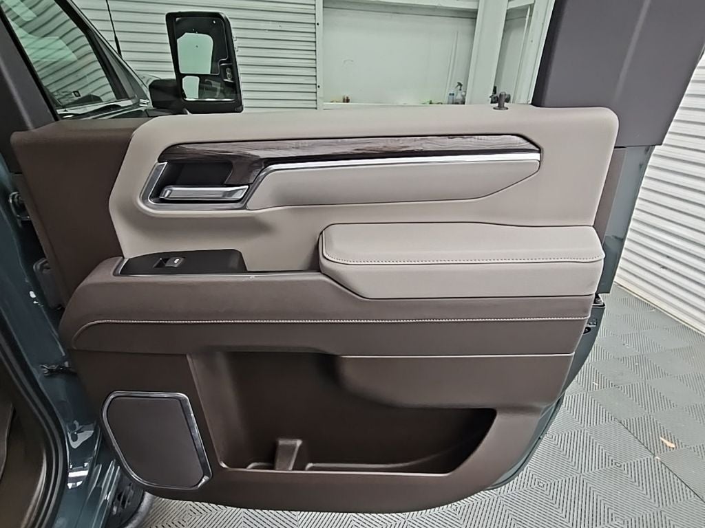 2025 Chevrolet Silverado 2500HD LTZ