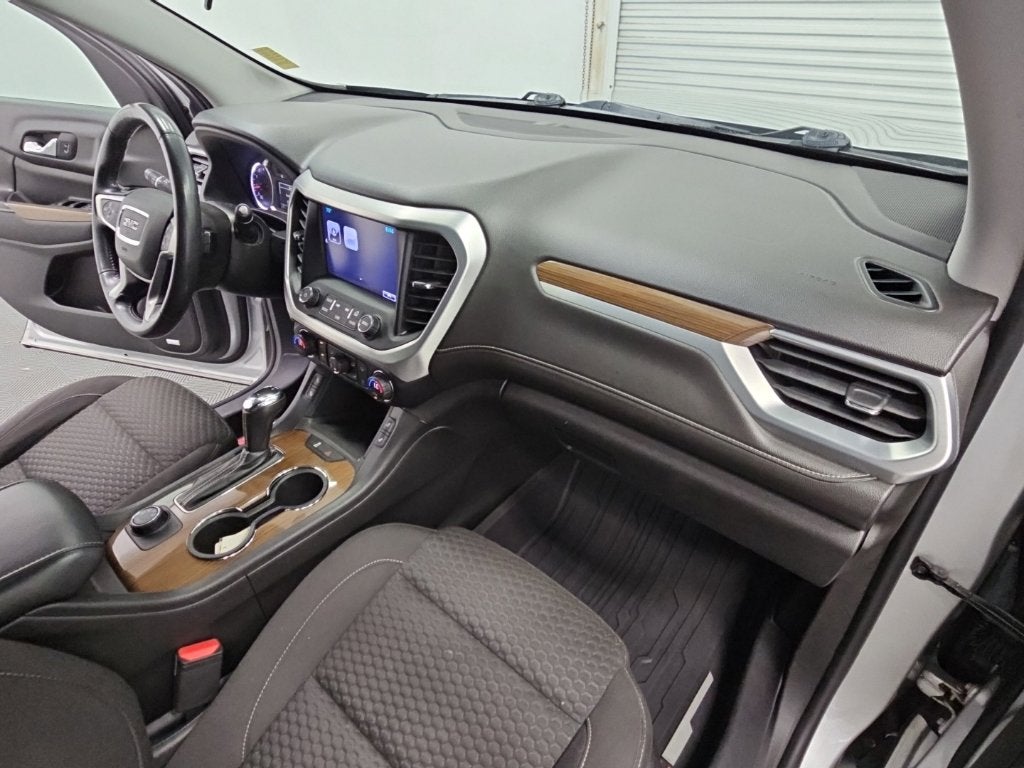 2018 GMC Acadia SLE-2