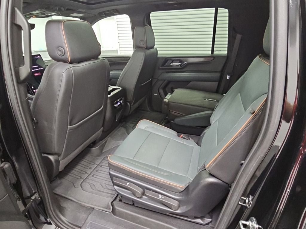 2025 GMC Yukon XL AT4