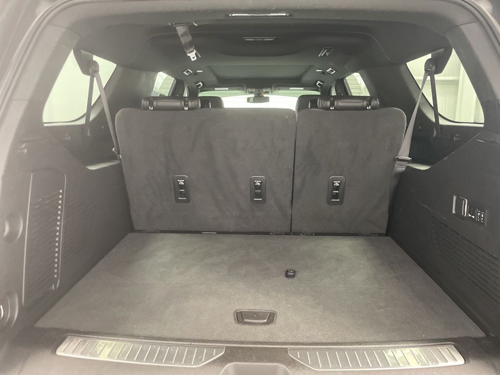 2022 Chevrolet Suburban RST