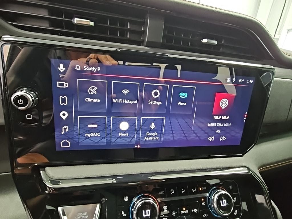 2025 GMC Sierra 2500HD AT4
