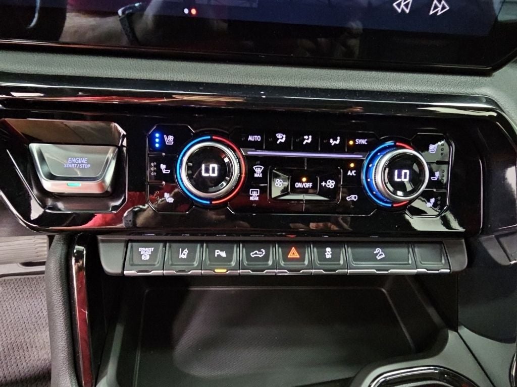 2025 GMC Sierra 2500HD AT4