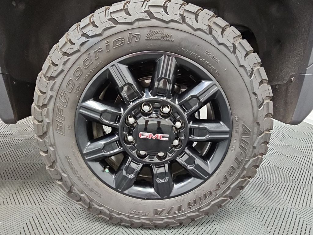 2025 GMC Sierra 2500HD AT4