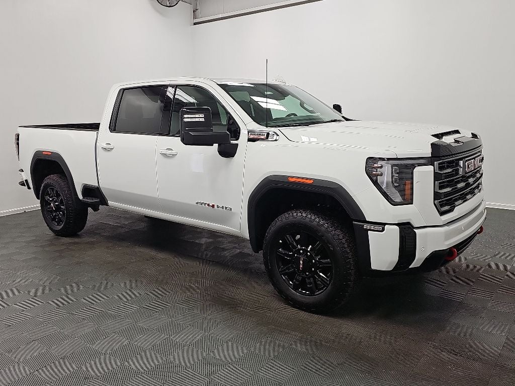 2025 GMC Sierra 2500HD AT4