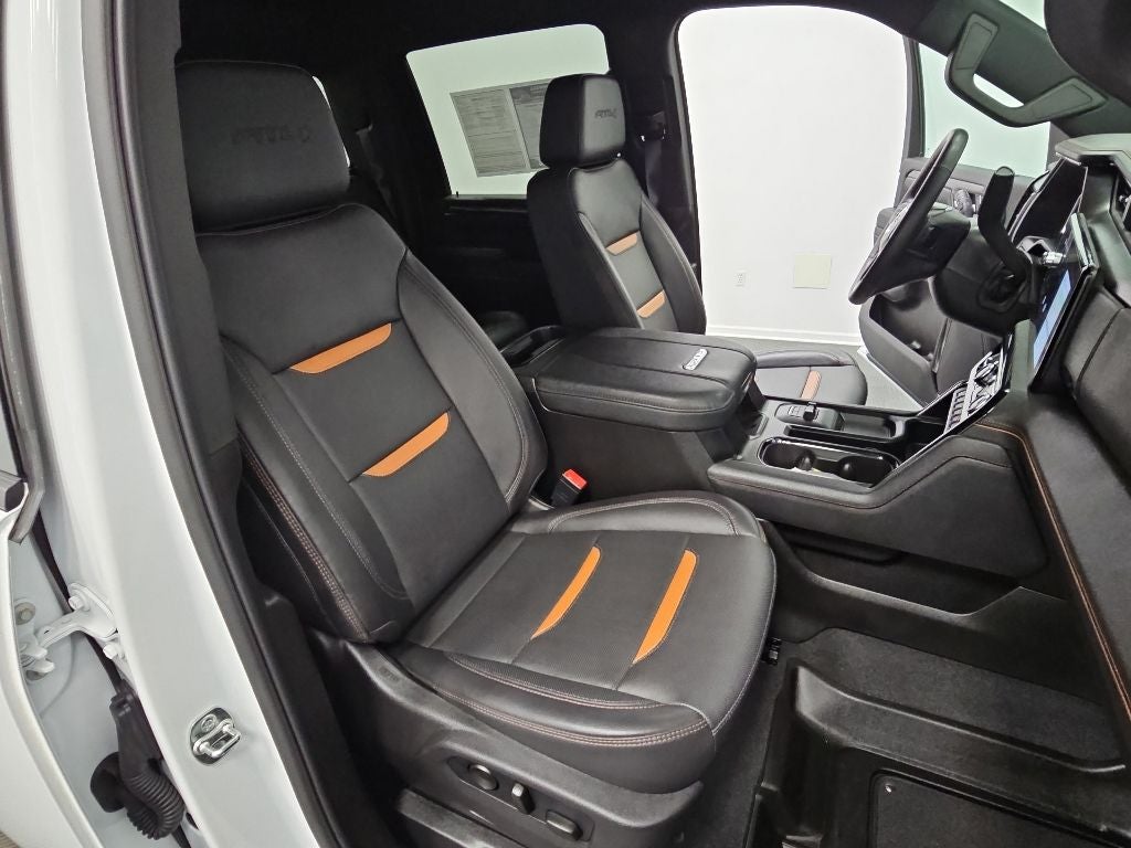 2025 GMC Sierra 2500HD AT4