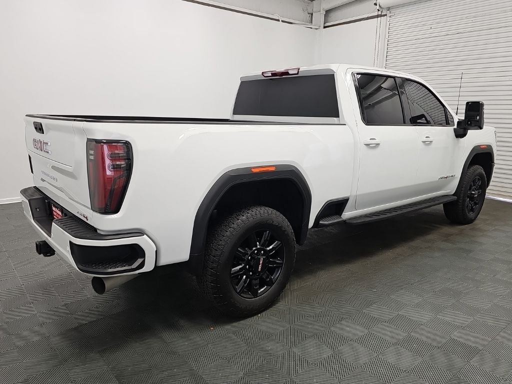 2025 GMC Sierra 2500HD AT4