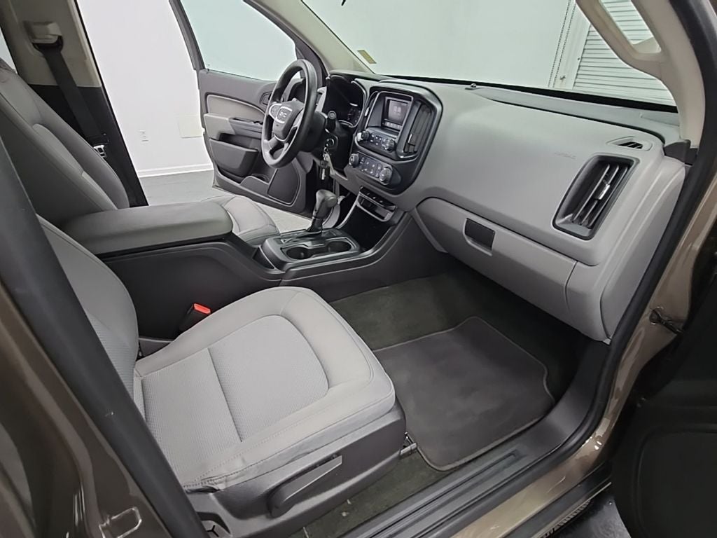 2017 GMC Canyon Base