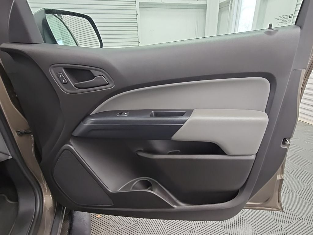 2017 GMC Canyon Base