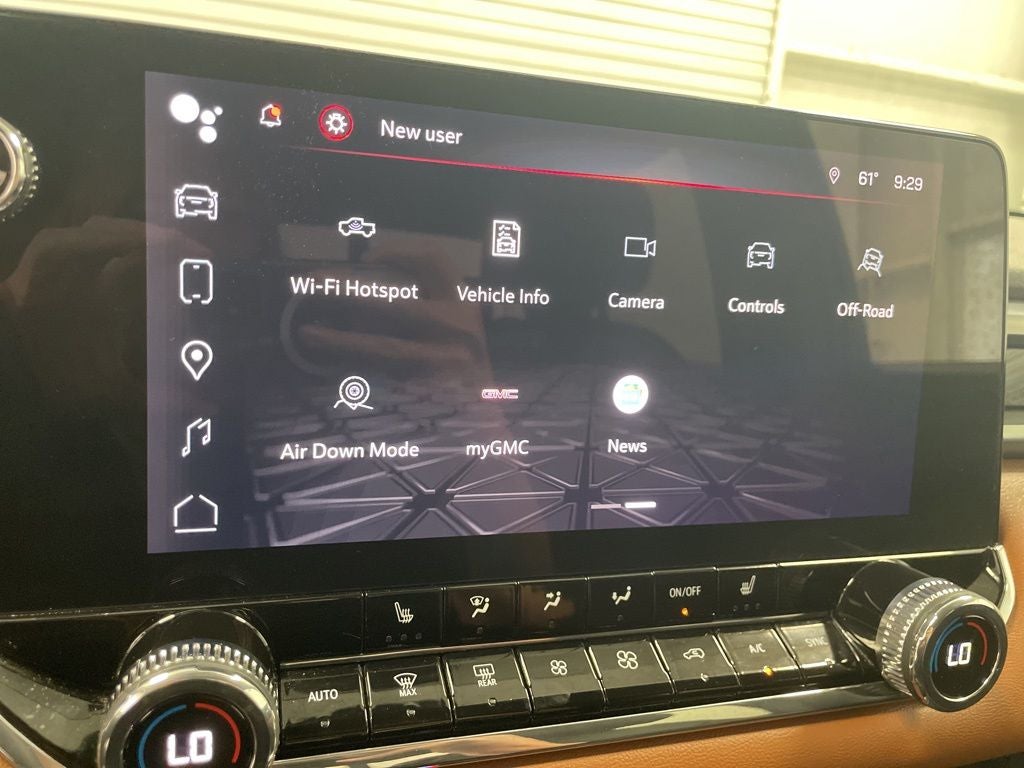 2023 GMC Canyon AT4