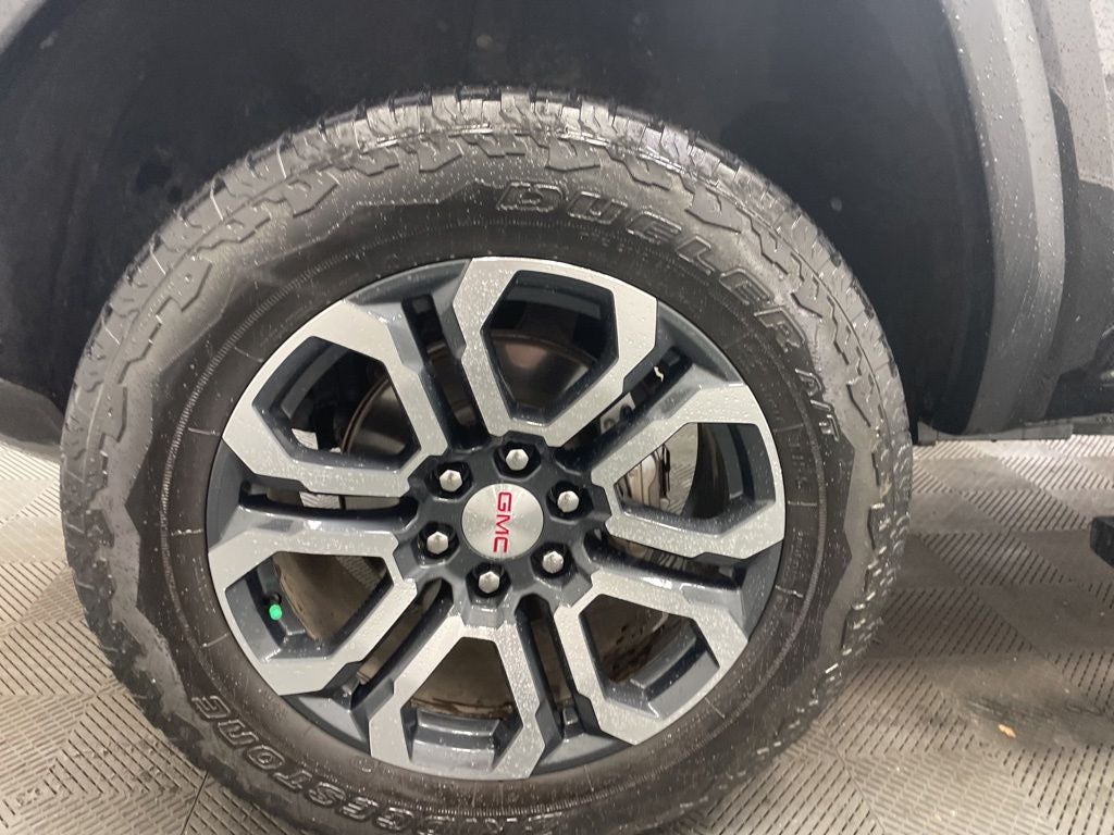 2023 GMC Canyon AT4