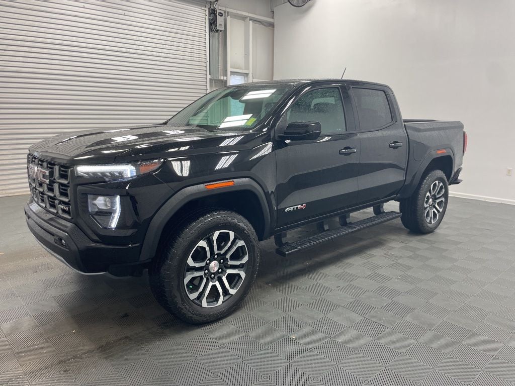 2023 GMC Canyon AT4
