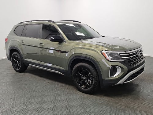 2024 Volkswagen Atlas 2.0T Peak Edition SEL