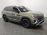 2024 Volkswagen Atlas 2.0T Peak Edition SEL