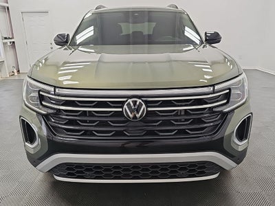 2024 Volkswagen Atlas 2.0T Peak Edition SEL