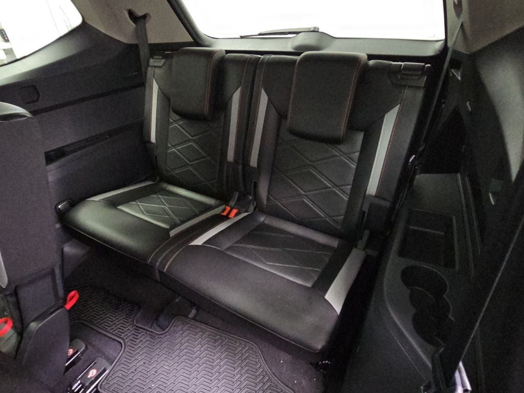 2024 Volkswagen Atlas 2.0T Peak Edition SEL