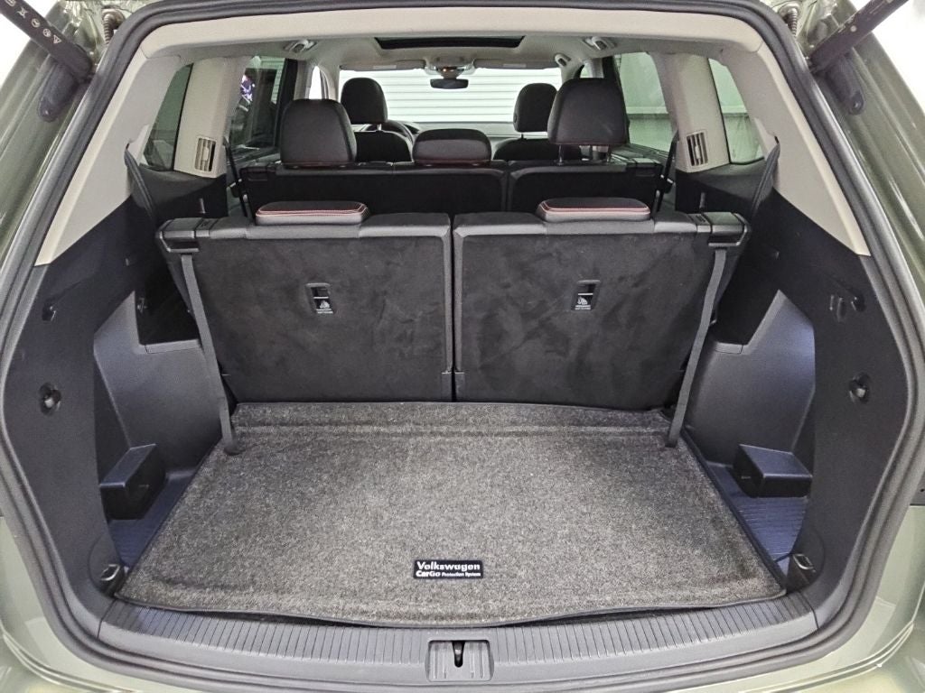 2024 Volkswagen Atlas 2.0T Peak Edition SEL