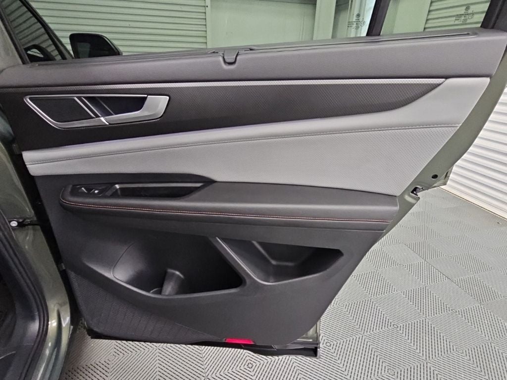 2024 Volkswagen Atlas 2.0T Peak Edition SEL