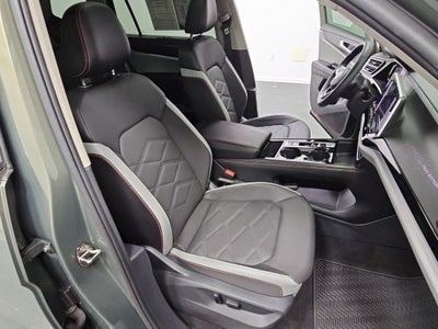 2024 Volkswagen Atlas 2.0T Peak Edition SEL