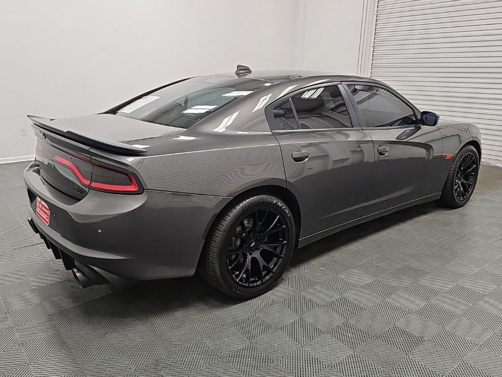 2017 Dodge Charger R/T