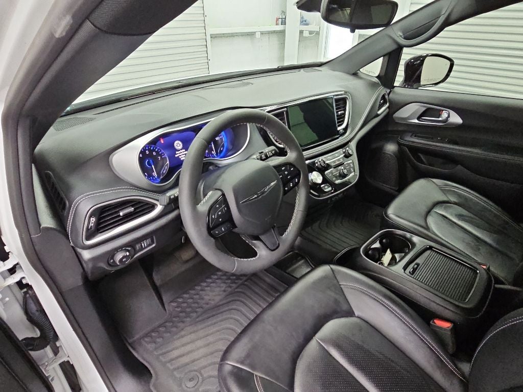 2024 Chrysler Pacifica Touring L S APPEARANCE PKG