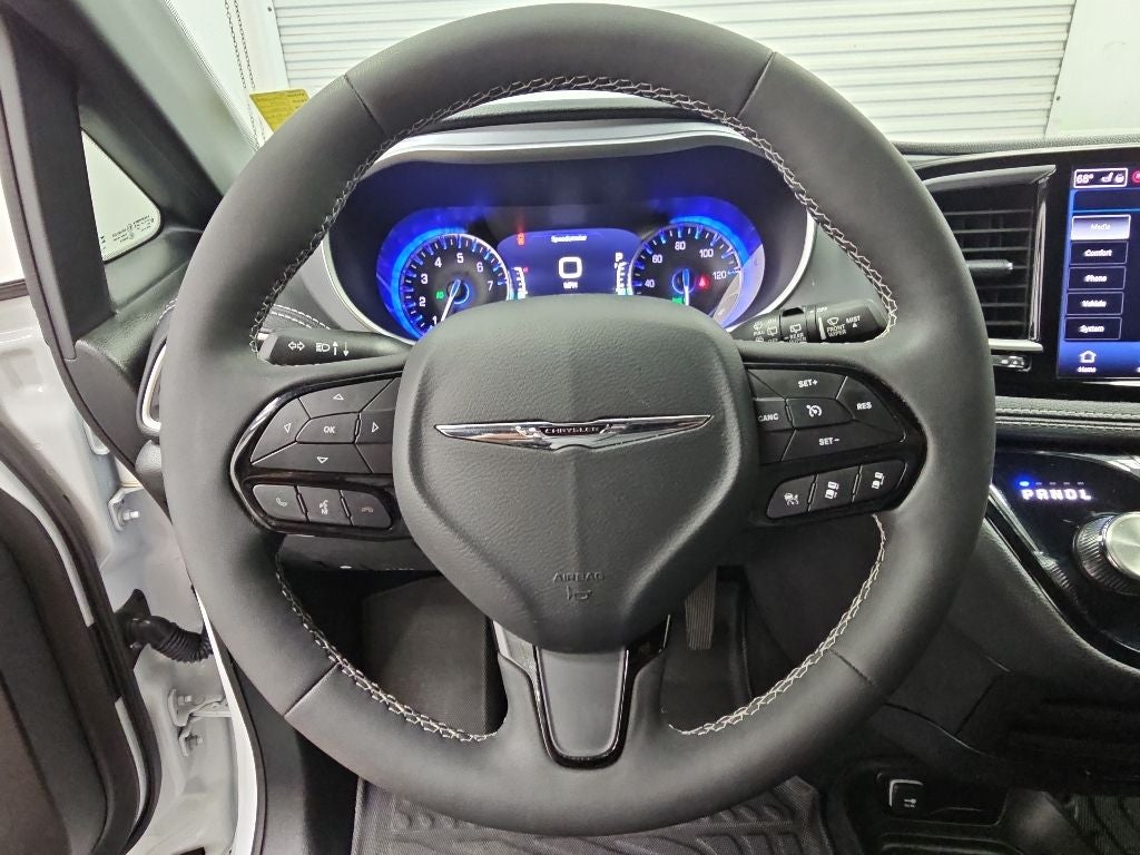 2024 Chrysler Pacifica Touring L S APPEARANCE PKG
