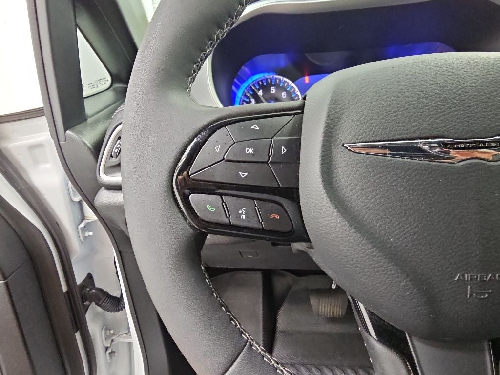 2024 Chrysler Pacifica Touring L S APPEARANCE PKG