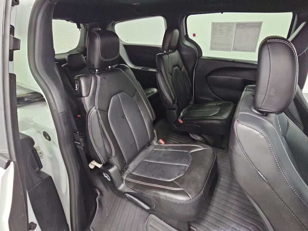 2024 Chrysler Pacifica Touring L S APPEARANCE PKG