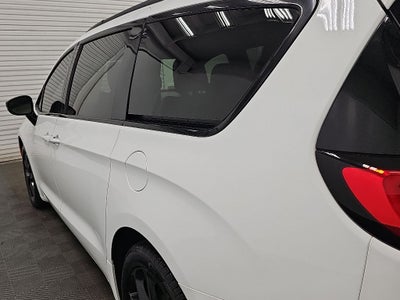 2024 Chrysler Pacifica Touring L S APPEARANCE PKG