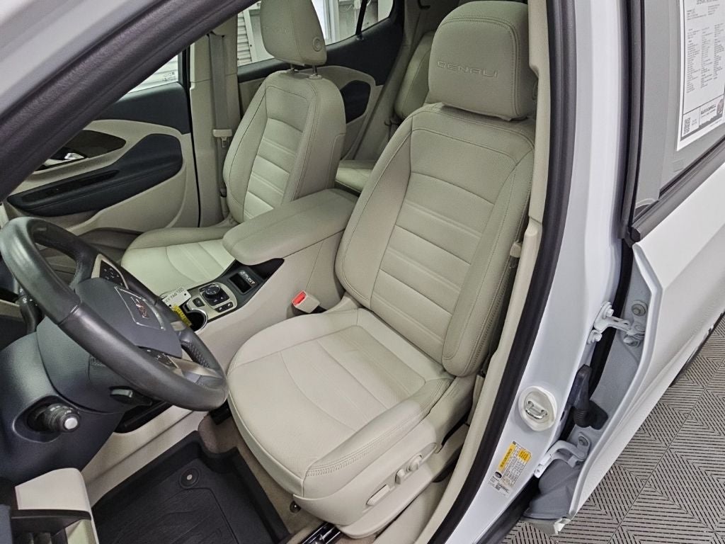 2023 GMC Terrain Denali