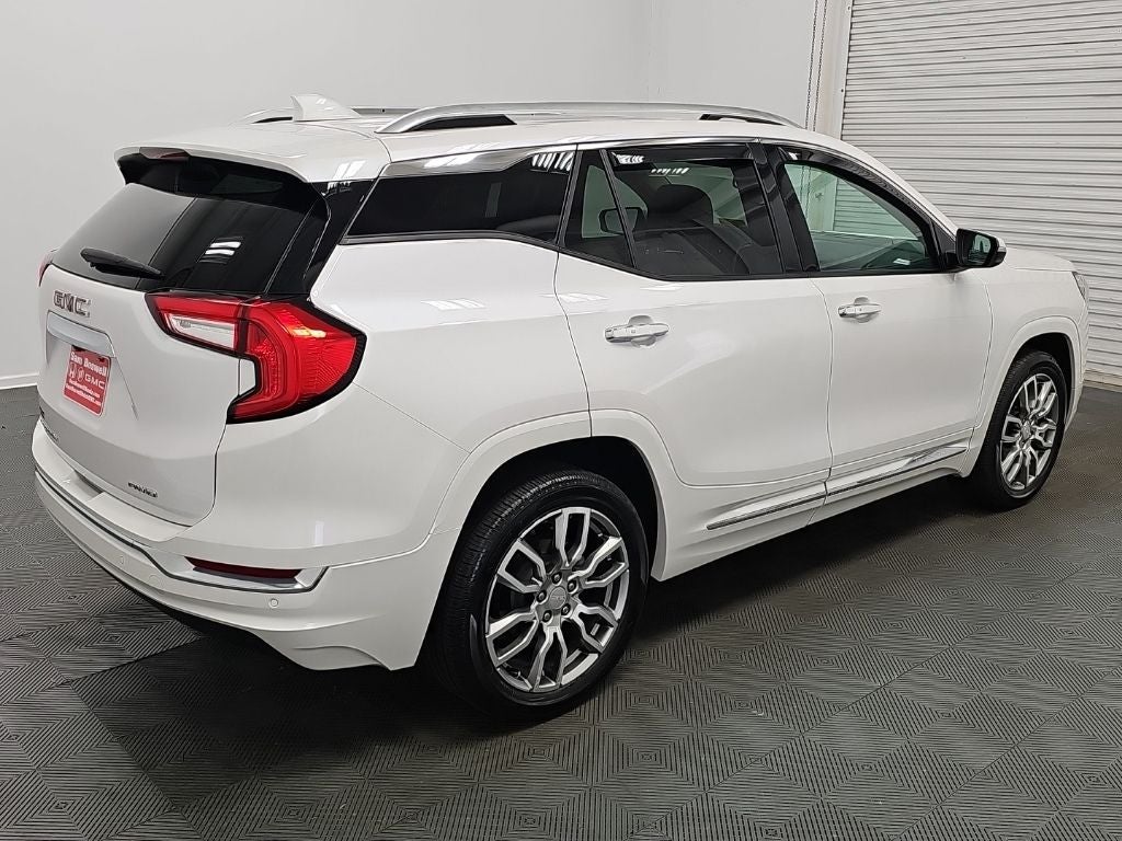 2023 GMC Terrain Denali