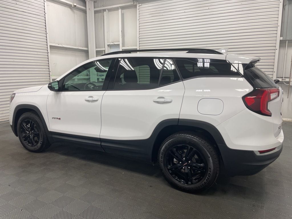 2022 GMC Terrain AT4