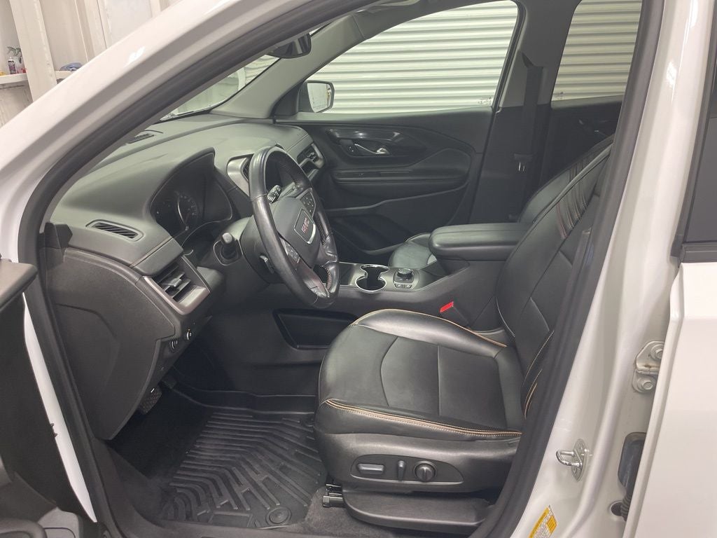 2022 GMC Terrain AT4