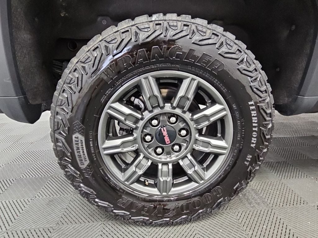 2025 GMC Sierra 1500 AT4X