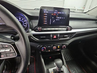 2022 Kia Forte LXS