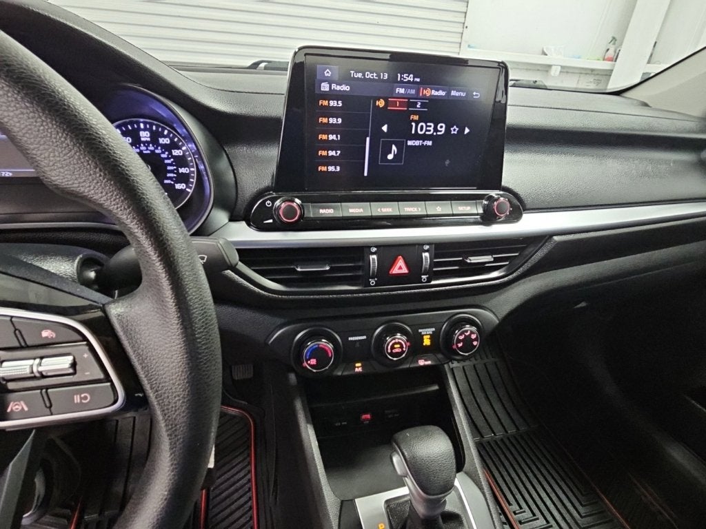 2022 Kia Forte LXS