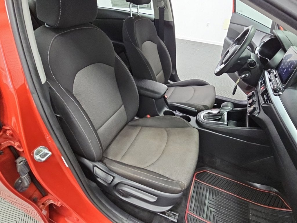2022 Kia Forte LXS