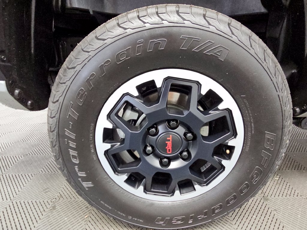 2024 Toyota Tacoma TRD Off-Road